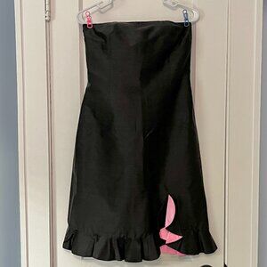 CK bradley women's black strapless dress, pink lining, 100% silk, size 8
